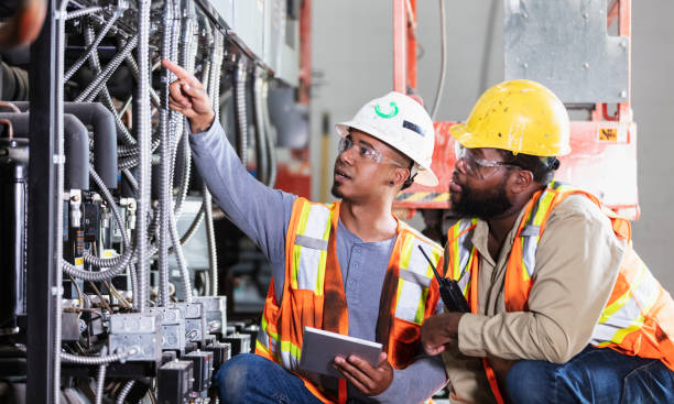 Best Commercial Electrician Services  in March Ar, CA
